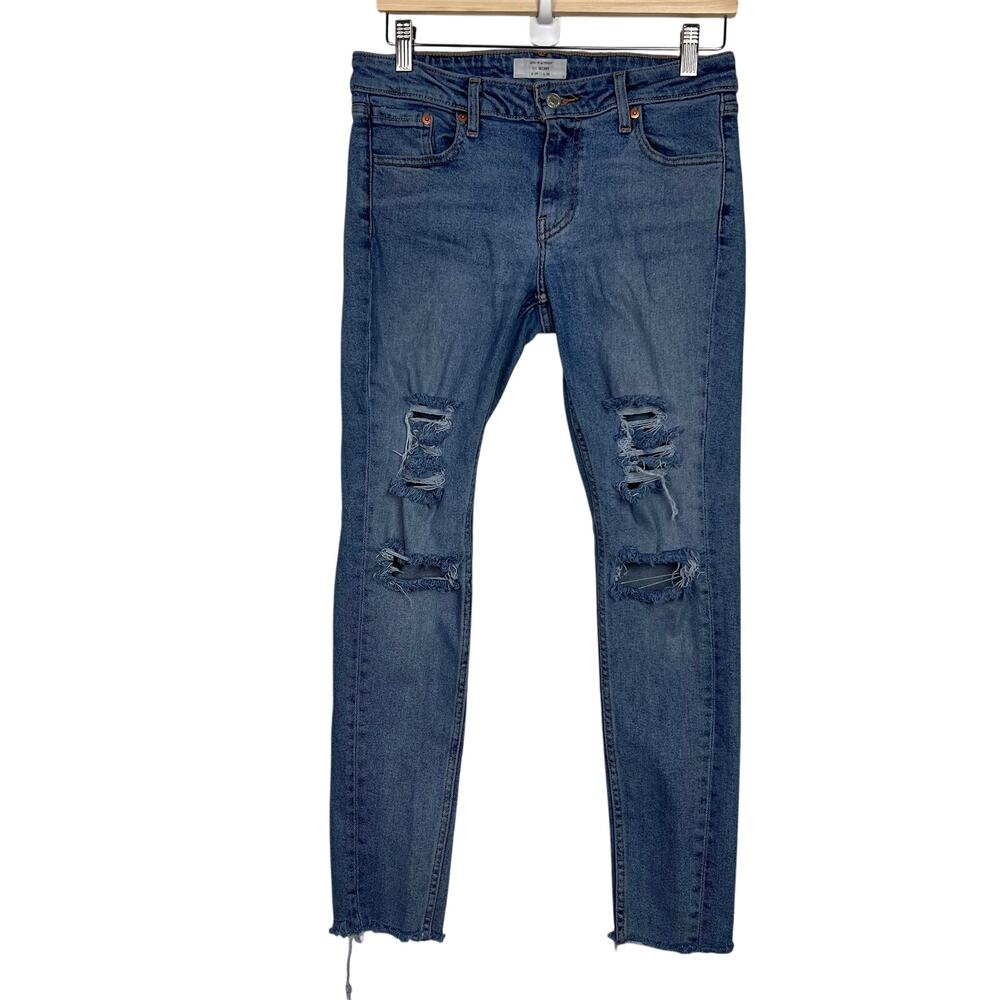 Levi's Altered 711 Skinny Jeans Women's Size 29 Distressed Light‎ Wash Denim